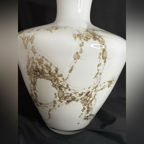 Glass Accent vase - Picture 6 of 7